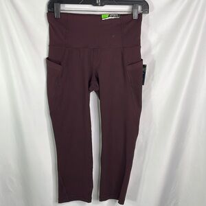 NWT Xersion hi rise capri leggings with medium compression, rum raisin: